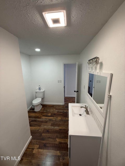 Photo #6: 12151 Retford Road