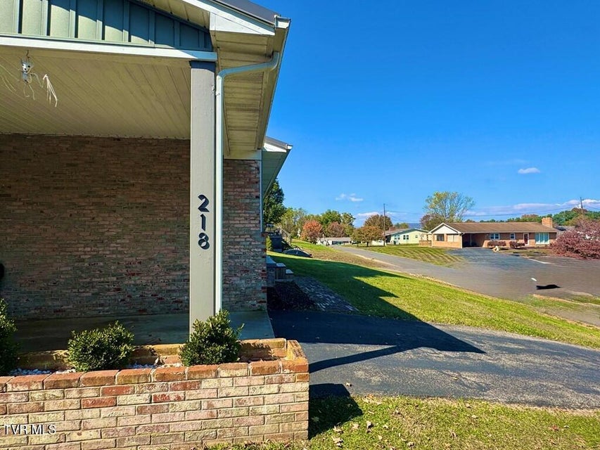 Photo #9: 218 Green Acres Drive