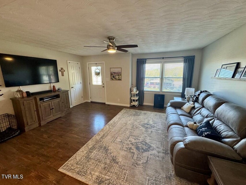 Photo #11: 218 Green Acres Drive