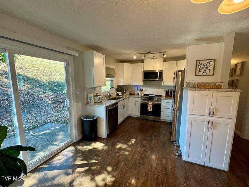 Photo #14: 218 Green Acres Drive