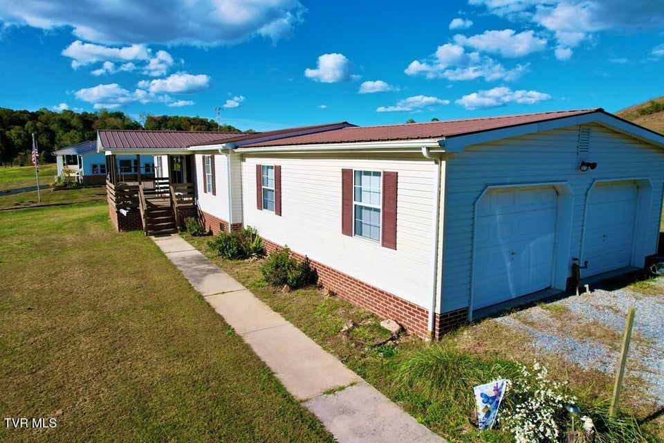 Photo #29: 17057 Mill Creek Road