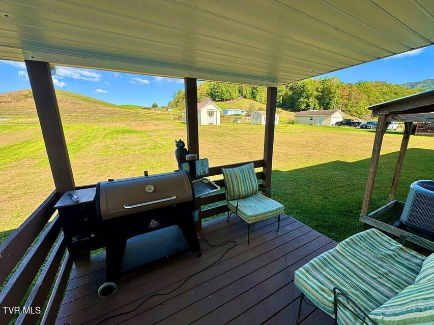 Photo #39: 17057 Mill Creek Road