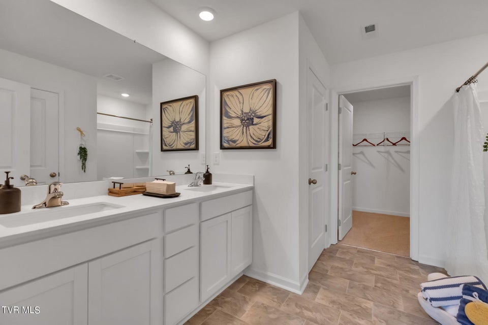 Photo #15: 1169 Aspen Terrace 