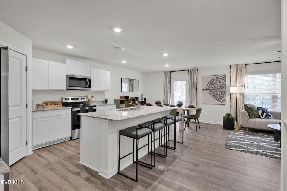 Photo #2: 698 Saint Andrews Drive 