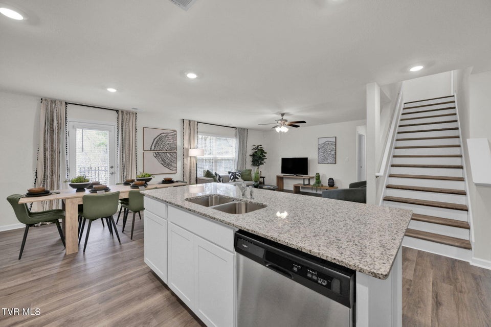 Photo #9: 699 Saint Andrews Drive 