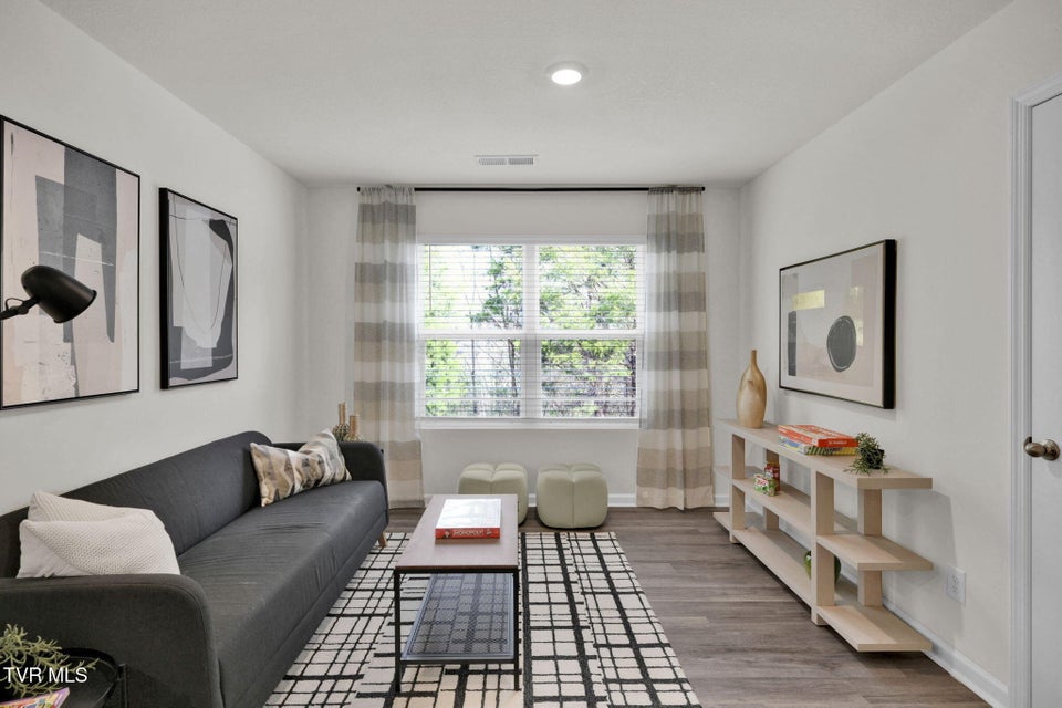 Photo #26: 699 Saint Andrews Drive 