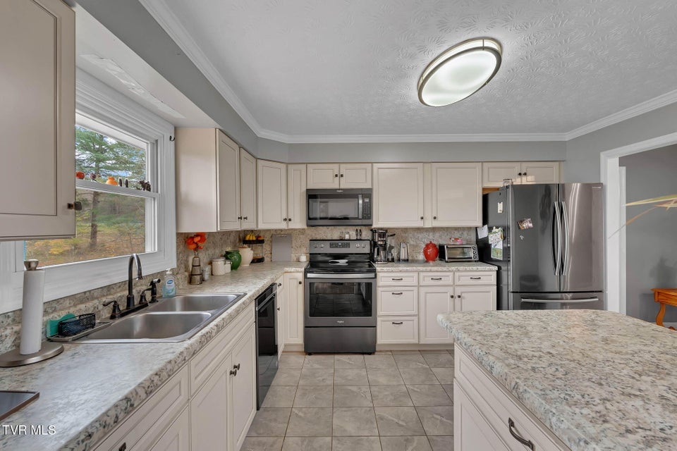 Photo #13: 117 Sandpiper Circle