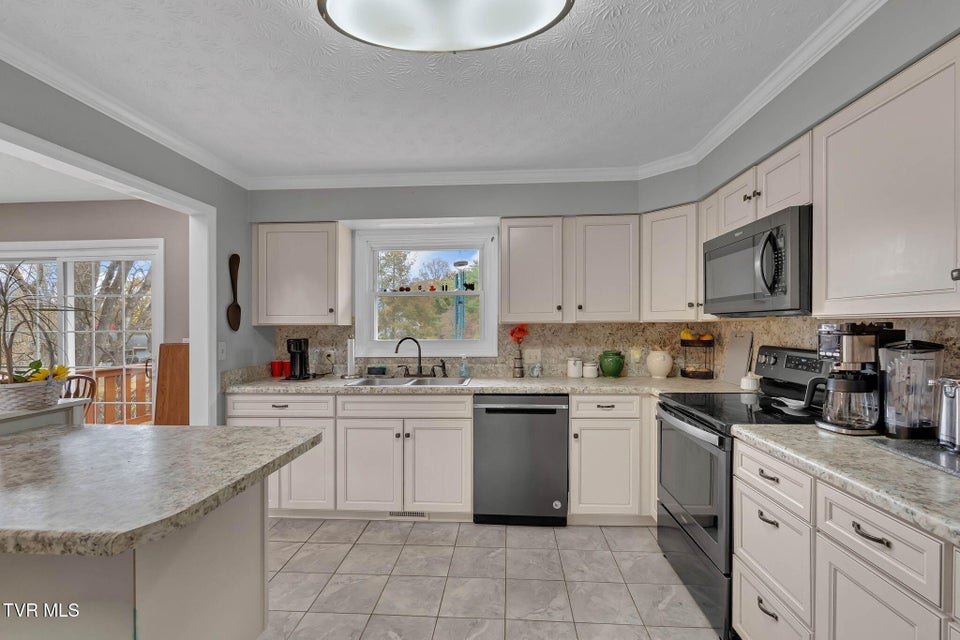 Photo #15: 117 Sandpiper Circle