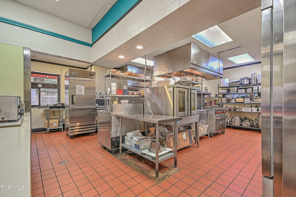 Photo #9: 1502 N Main Ave Avenue