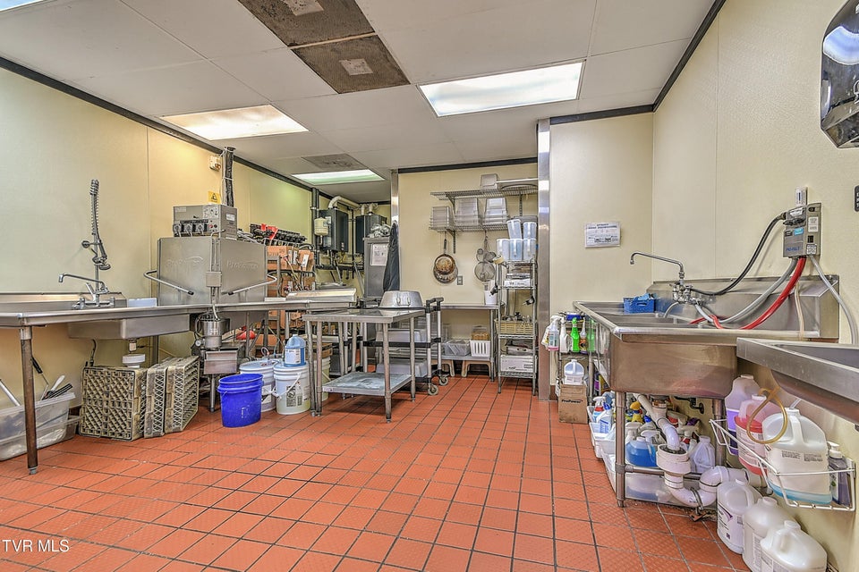 Photo #23: 1502 N Main Ave Avenue