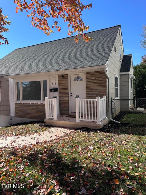 Photo #4: 526 Mount Ida Place