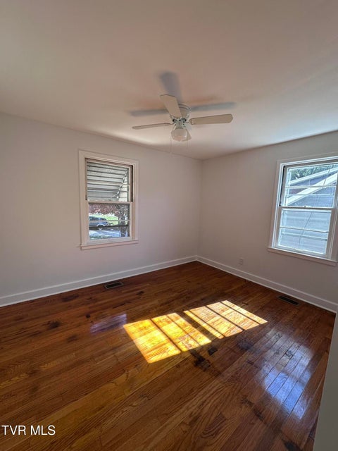 Photo #23: 526 Mount Ida Place