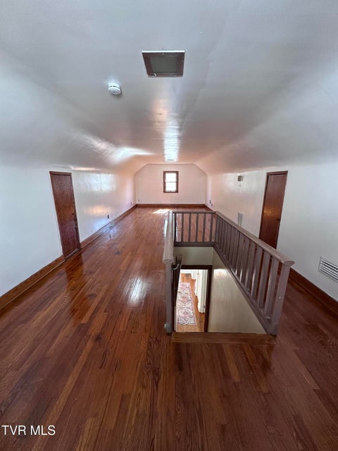 Photo #32: 526 Mount Ida Place