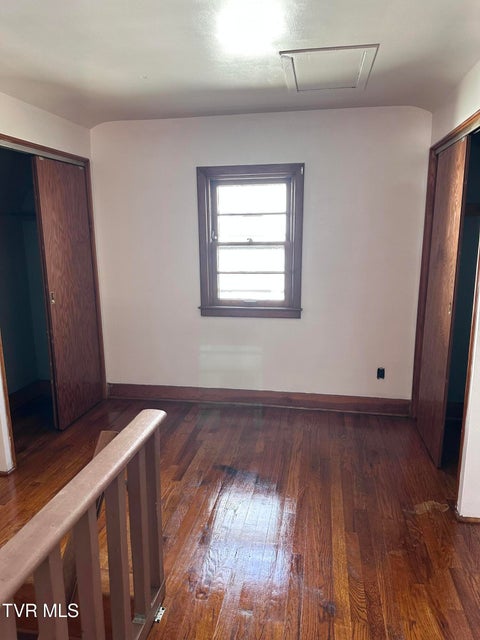 Photo #33: 526 Mount Ida Place