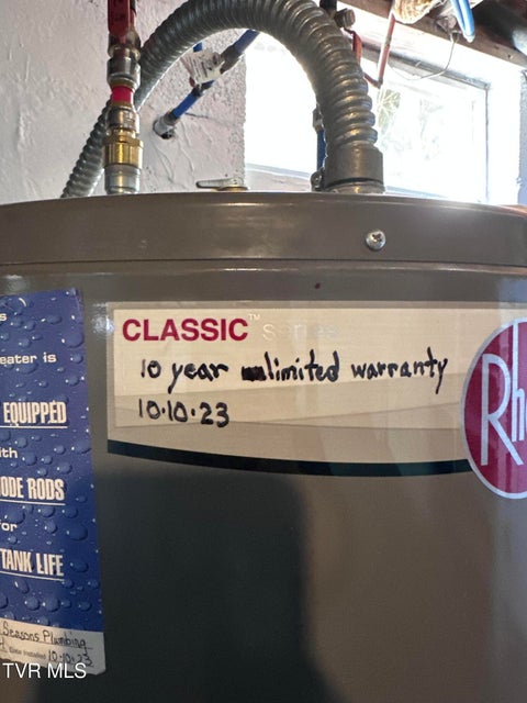 Photo #39: 526 Mount Ida Place