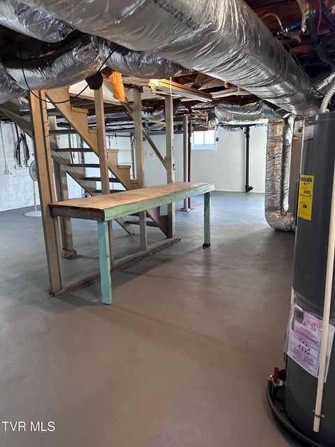 Photo #41: 526 Mount Ida Place