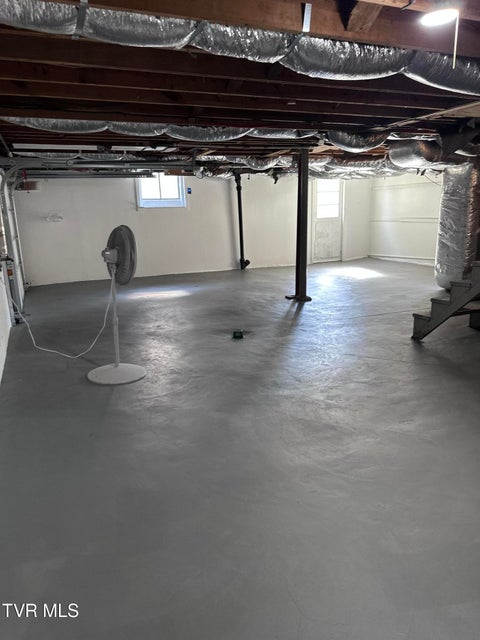 Photo #42: 526 Mount Ida Place