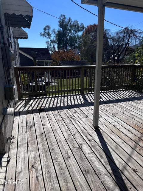 Photo #57: 526 Mount Ida Place