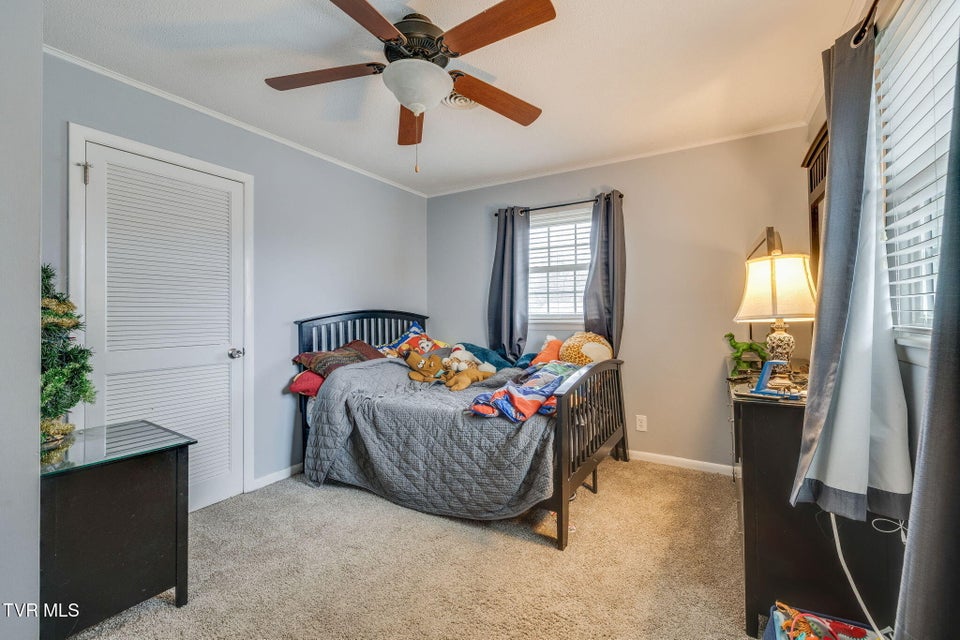 Photo #18: 237 Paramount Drive