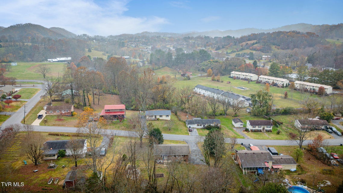 Photo #35: 237 Paramount Drive