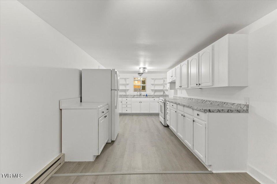 Photo #17: 306 Academy Street