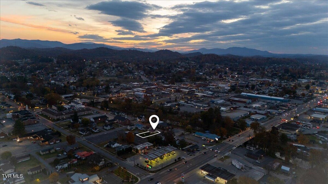 Photo #12: 306 Academy Street