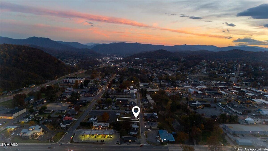 Photo #13: 306 Academy Street