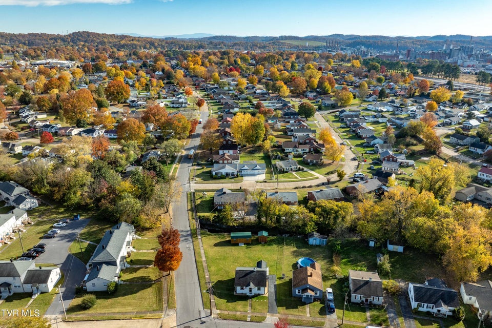 Photo #4: 1457 Garden Drive