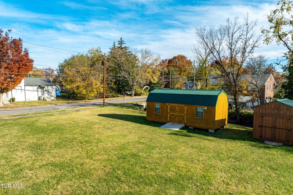 Photo #9: 1457 Garden Drive