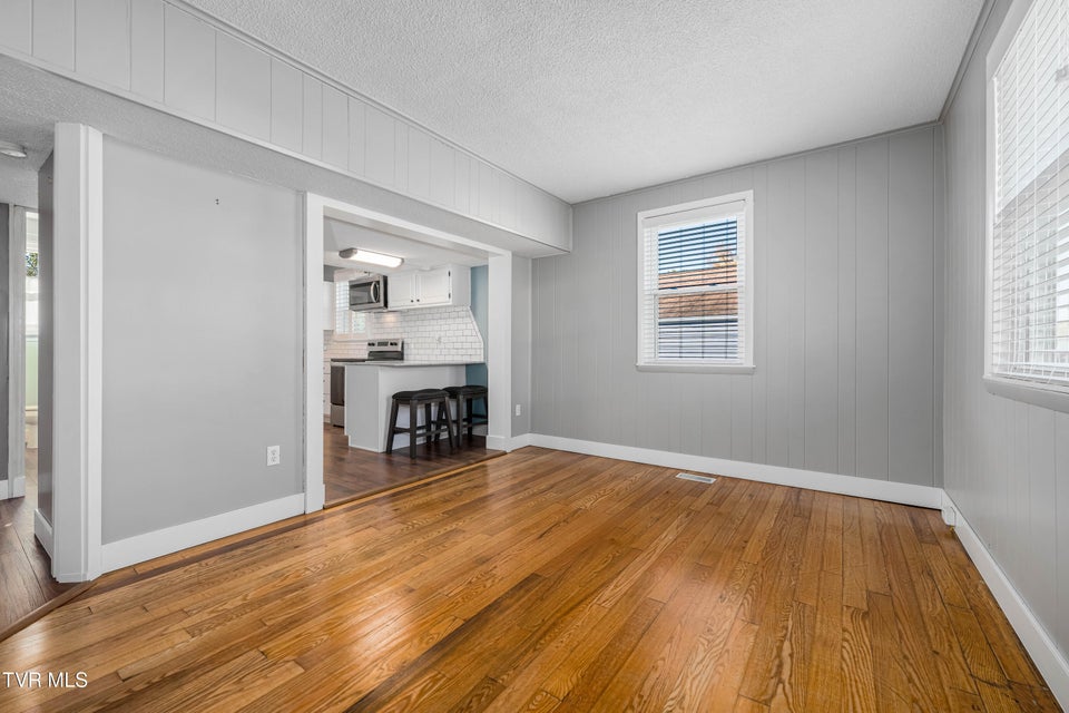 Photo #29: 1457 Garden Drive