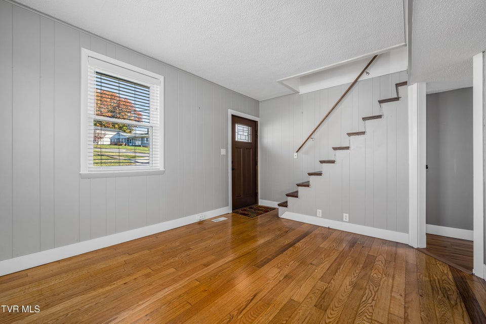 Photo #31: 1457 Garden Drive