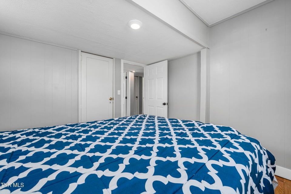 Photo #40: 1457 Garden Drive