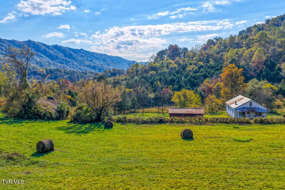 Photo #24: 275 Wake Forest Road