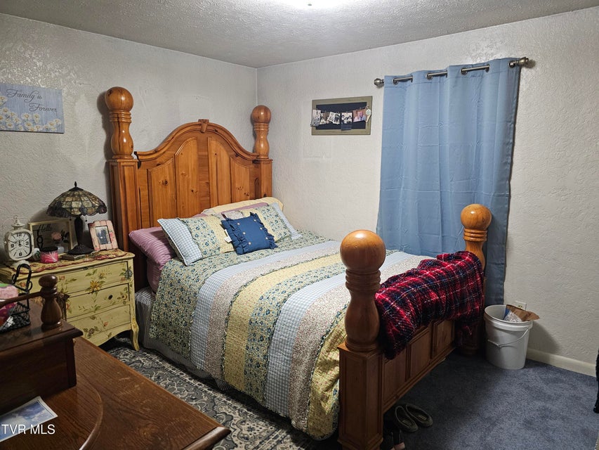 Photo #15: 5507 Thackers Road