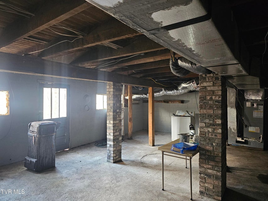 Photo #26: 5507 Thackers Road