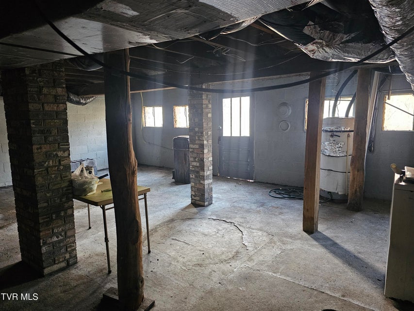 Photo #27: 5507 Thackers Road