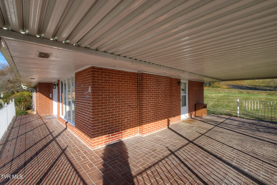 Photo #4: 528 Bays View Road