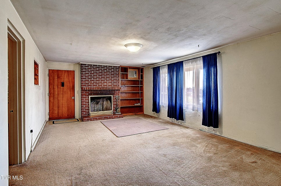 Photo #26: 528 Bays View Road