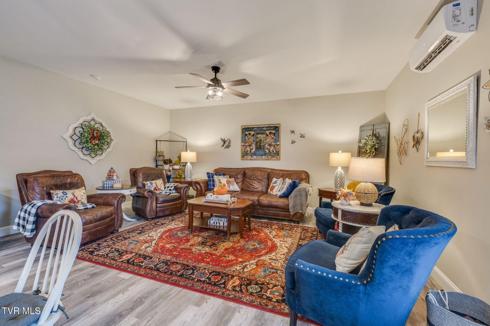 Photo #28: 818 Hales Chapel Road