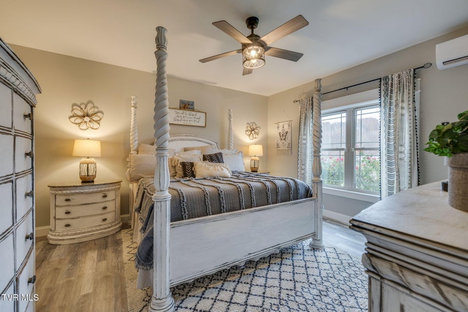 Photo #39: 818 Hales Chapel Road