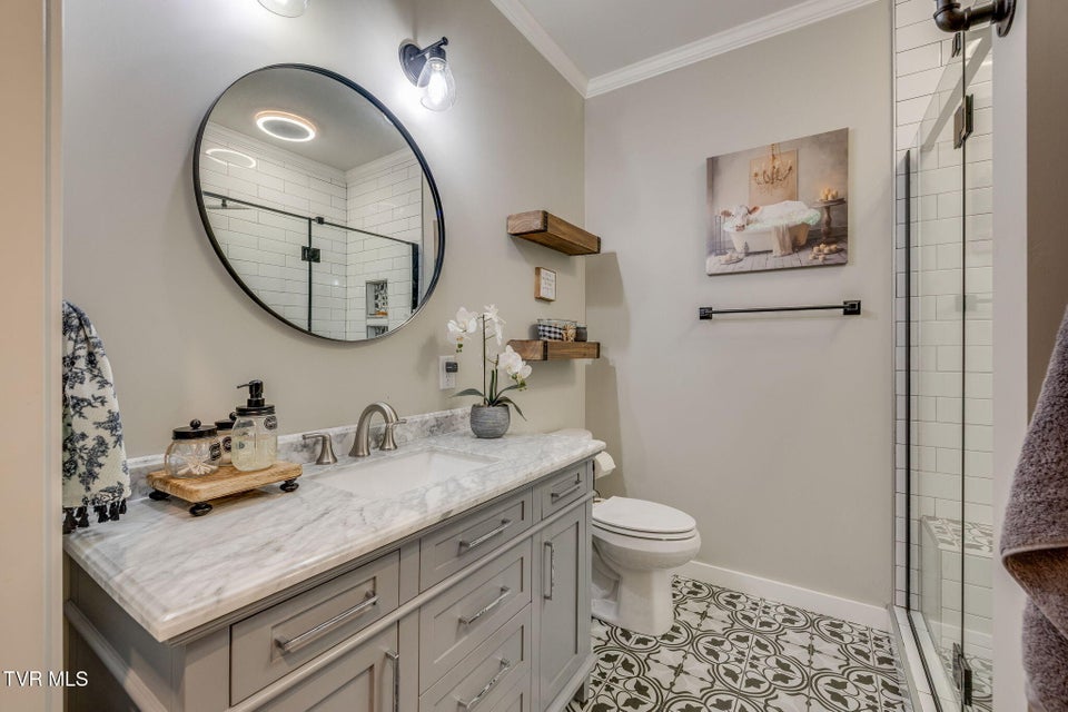 Photo #41: 818 Hales Chapel Road