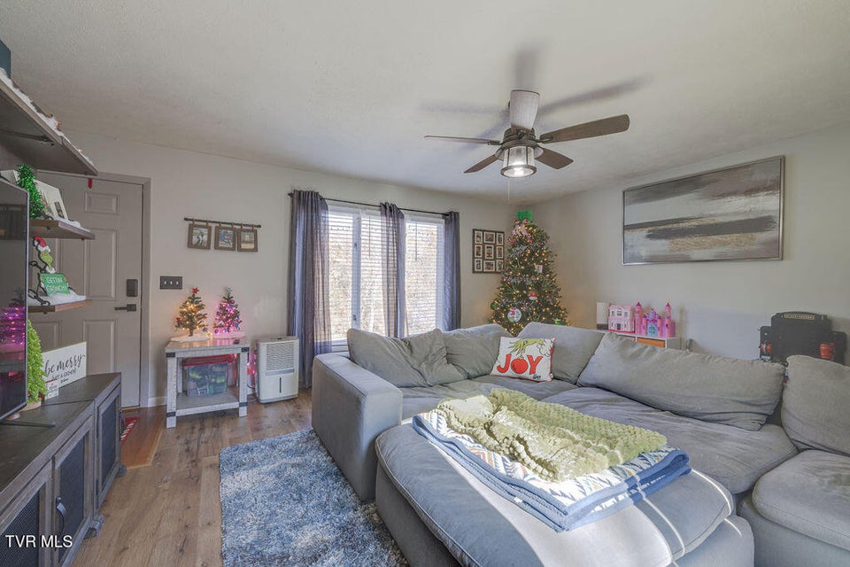 Photo #9: 2005 Malvern Drive