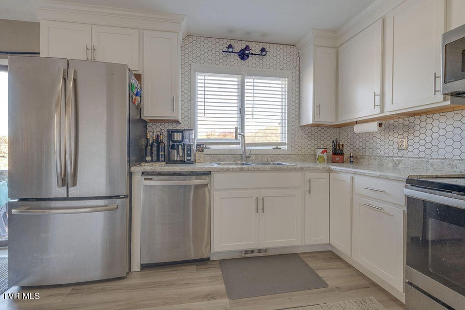 Photo #12: 2005 Malvern Drive