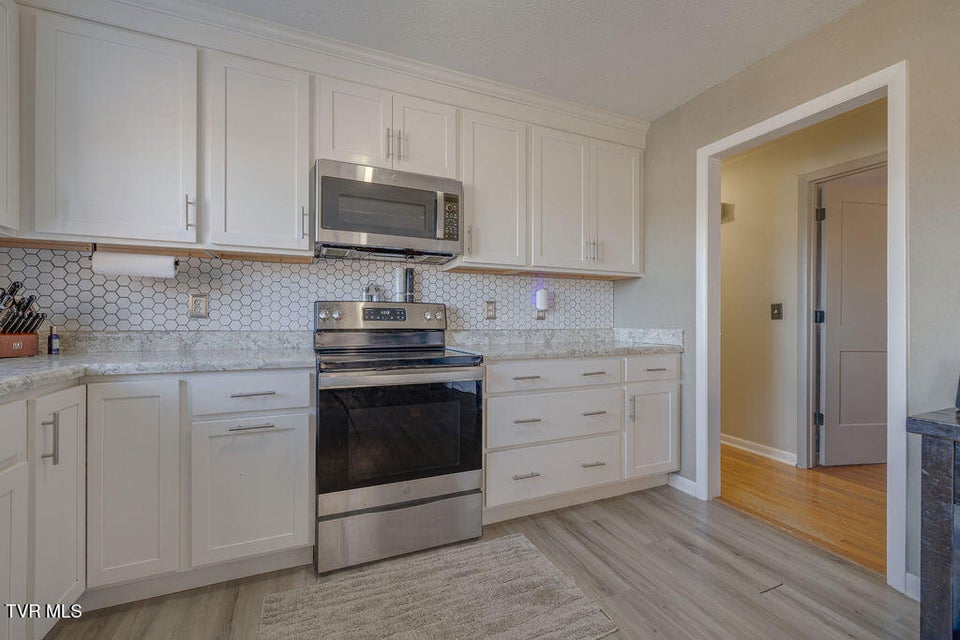 Photo #13: 2005 Malvern Drive