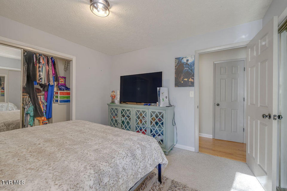 Photo #23: 2005 Malvern Drive