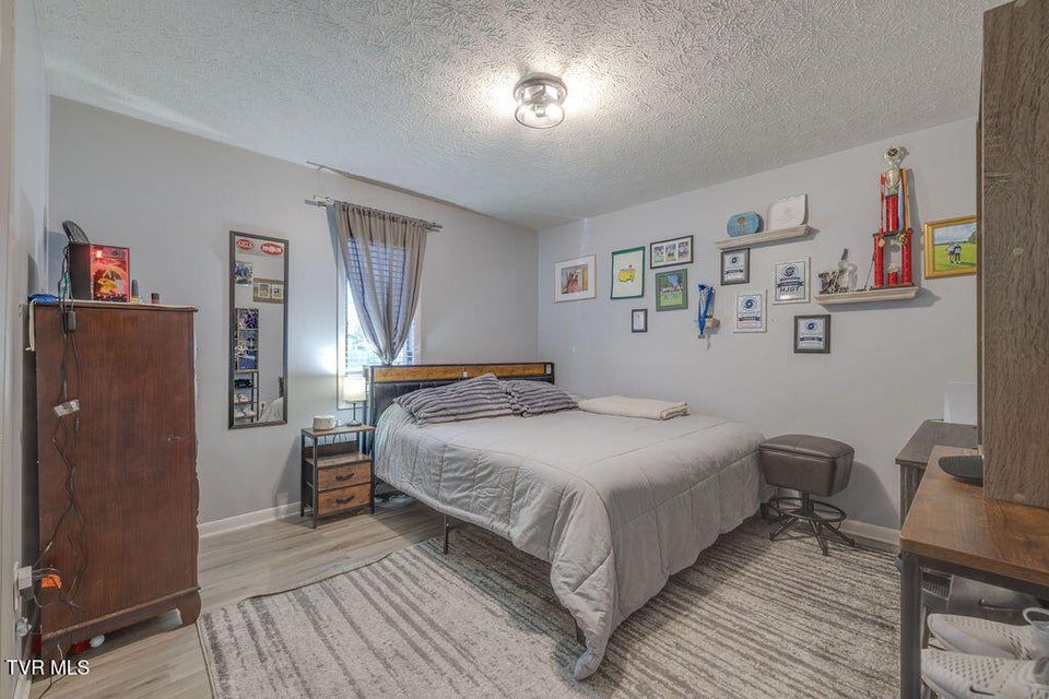 Photo #28: 2005 Malvern Drive