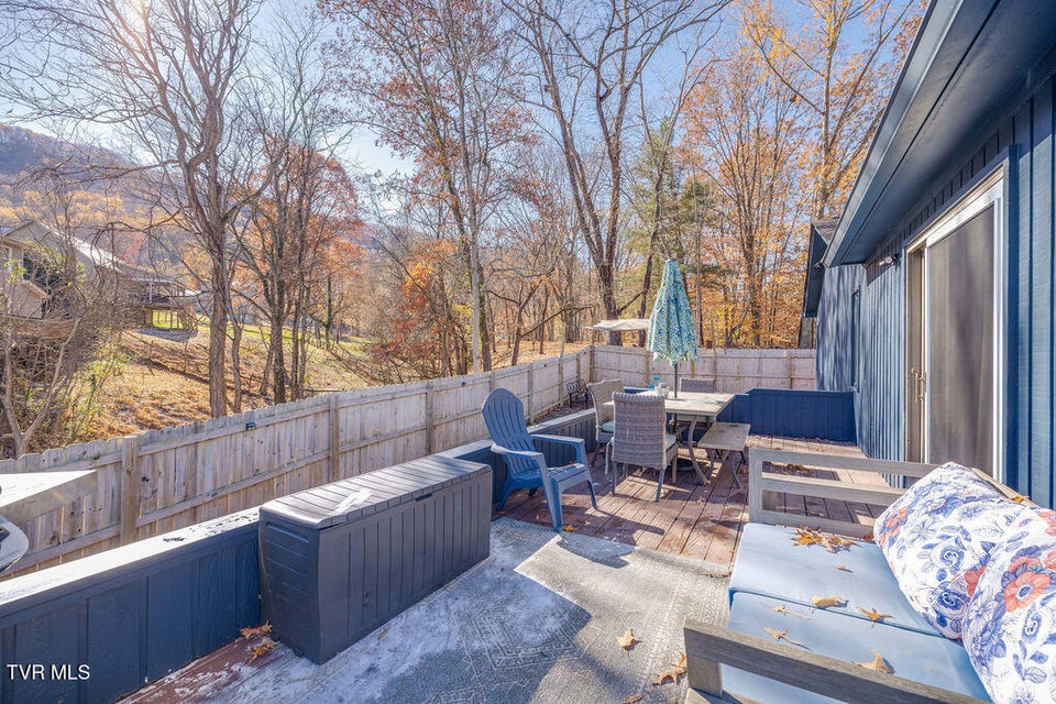 Photo #32: 2005 Malvern Drive