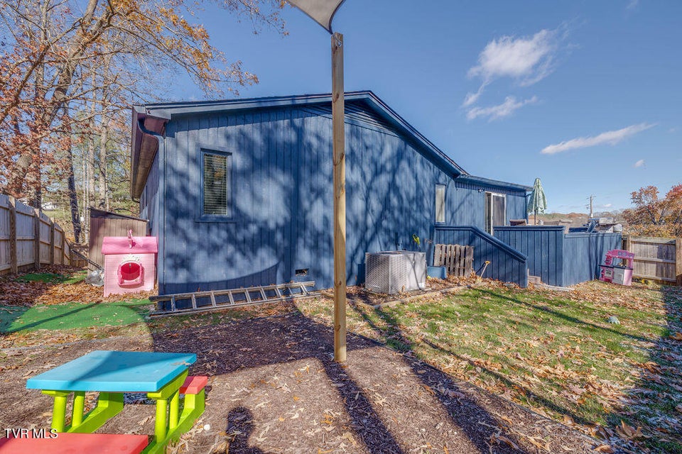 Photo #34: 2005 Malvern Drive