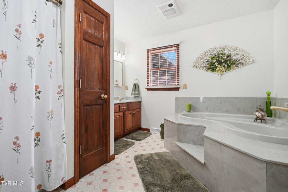 Photo #34: 4052 Purchase Ridge Road