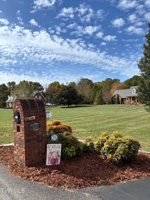 Photo #50: 357 Boonesboro Road